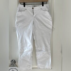 Women’s Vintage American Boho Crop size 6 jeans